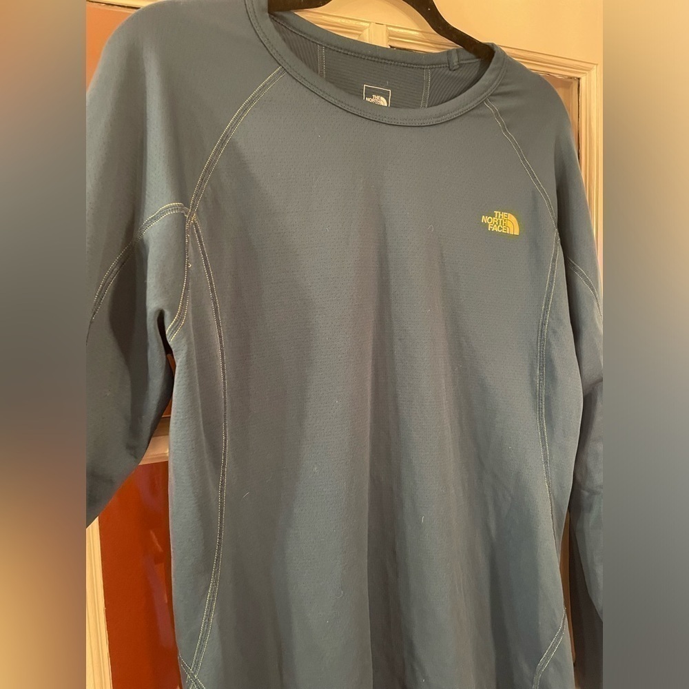 The North Face Men’s Thermal Top Large - Picture 3 of 5